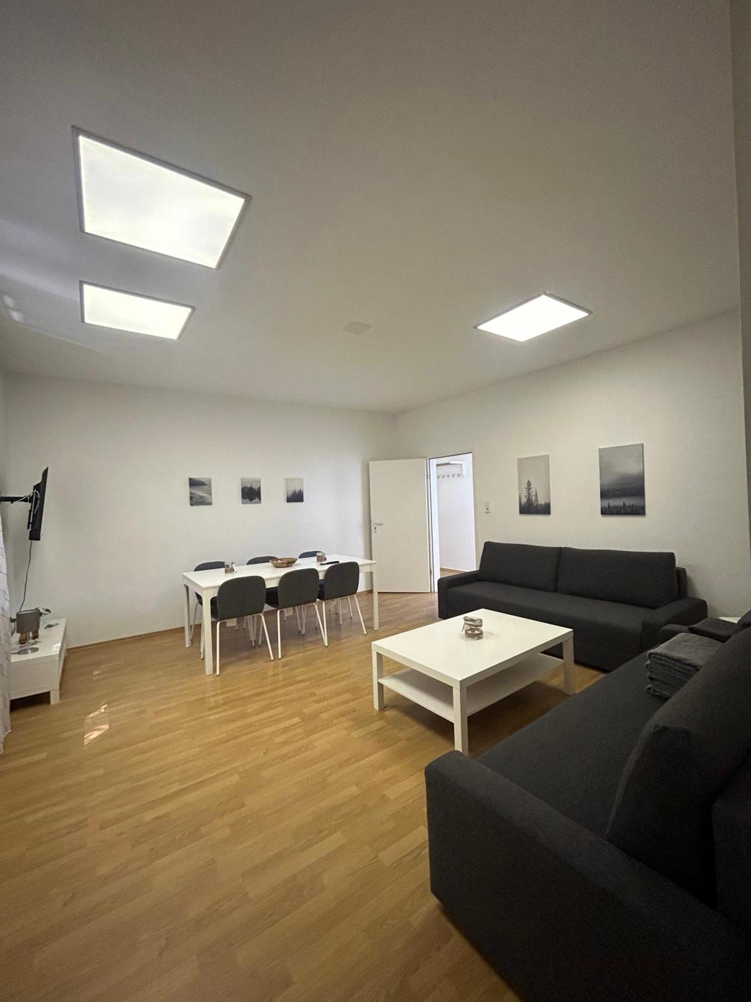 Gemuetliche Ferienwohnung - Voll Ausgestattet, Zentral Aber Ruhig ! Wuppertal Exterior foto